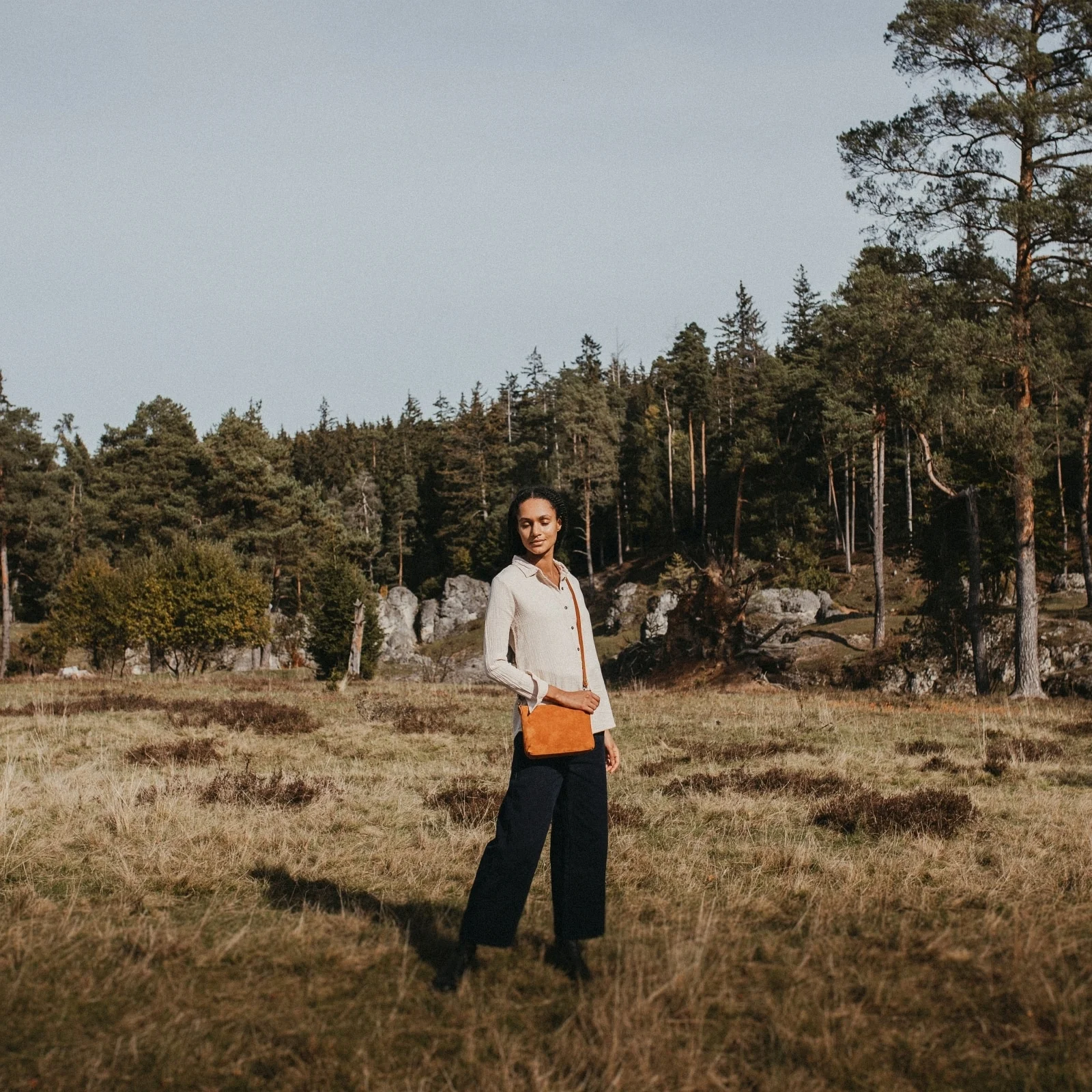 Velours Umhängetasche Calla - Image 3