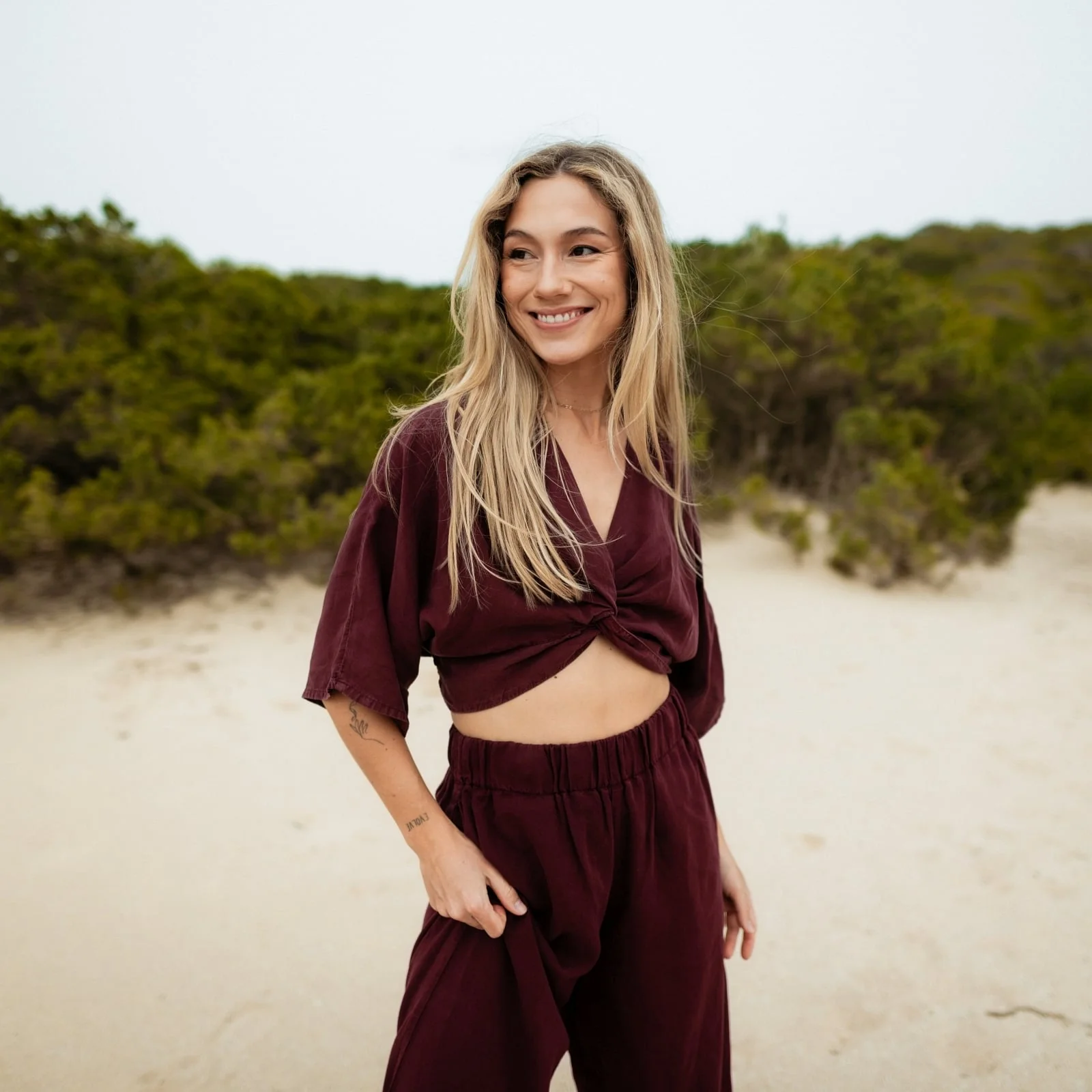 Knoten Crop Top Merit - Image 7