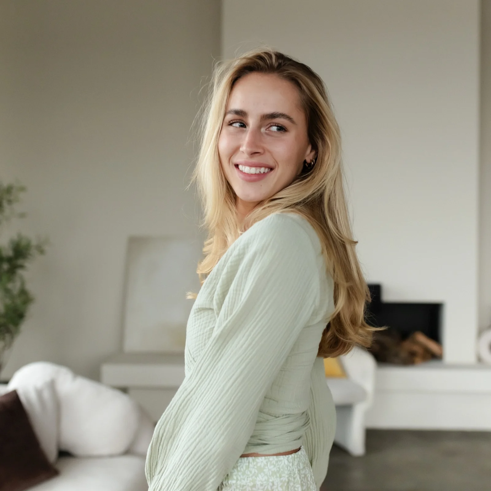 Musselin Wickelbluse Freda - Image 10