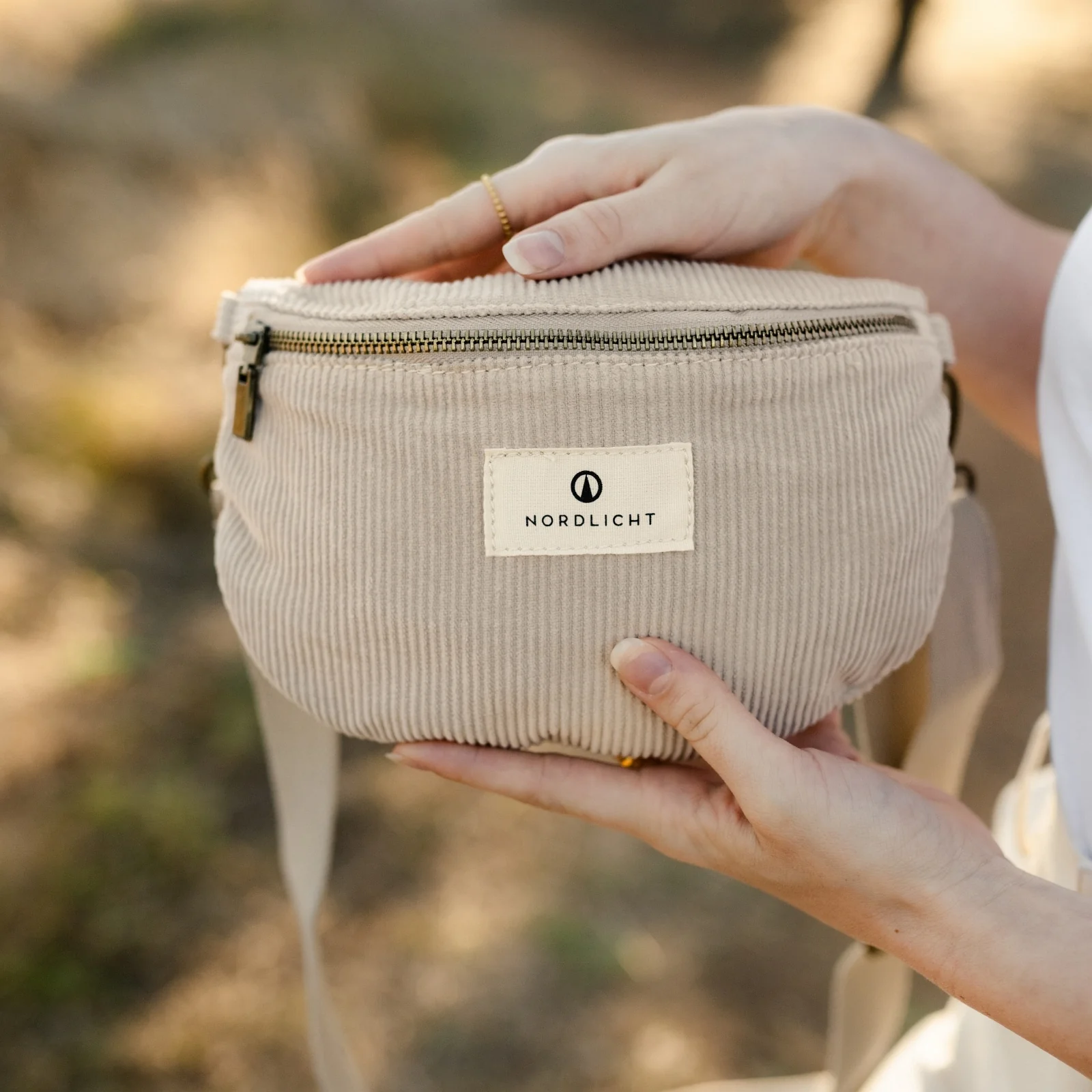 Bauchtasche Tomma Cord - Image 14