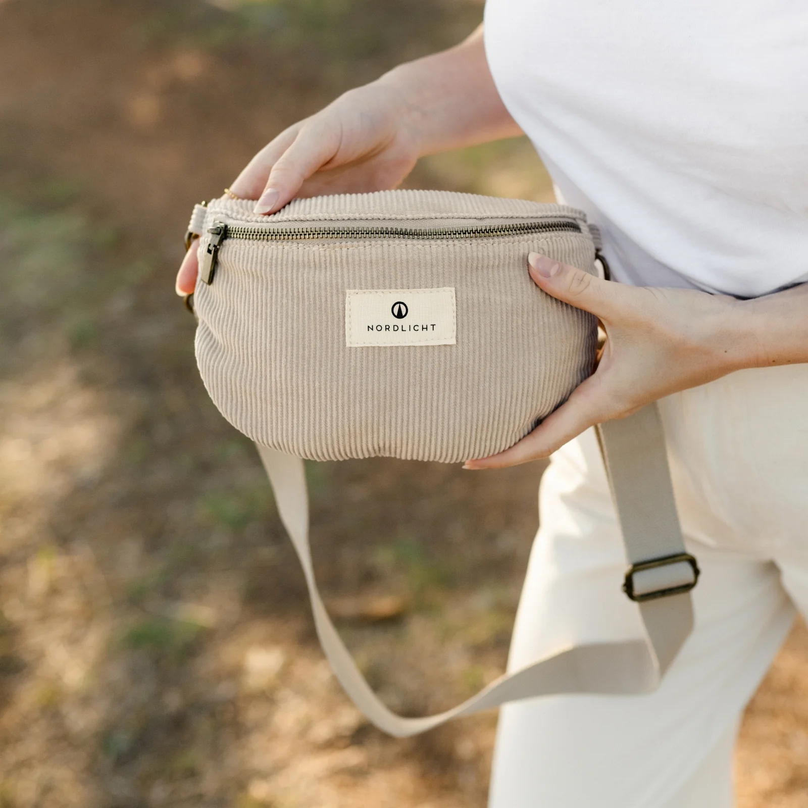 Bauchtasche Tomma Cord - Image 8